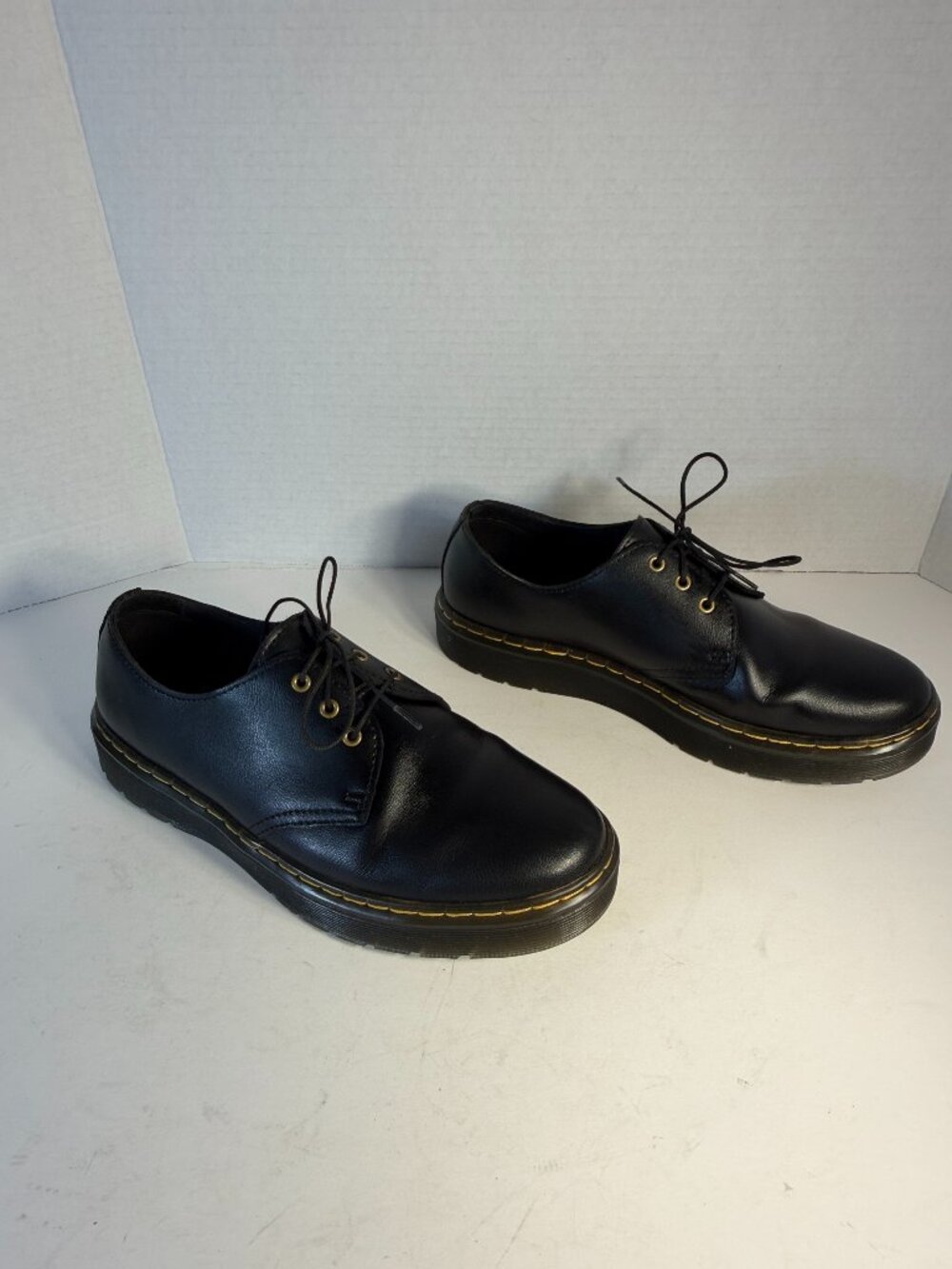 Dr Martens Zavalalo Black shoes M-7  L-8